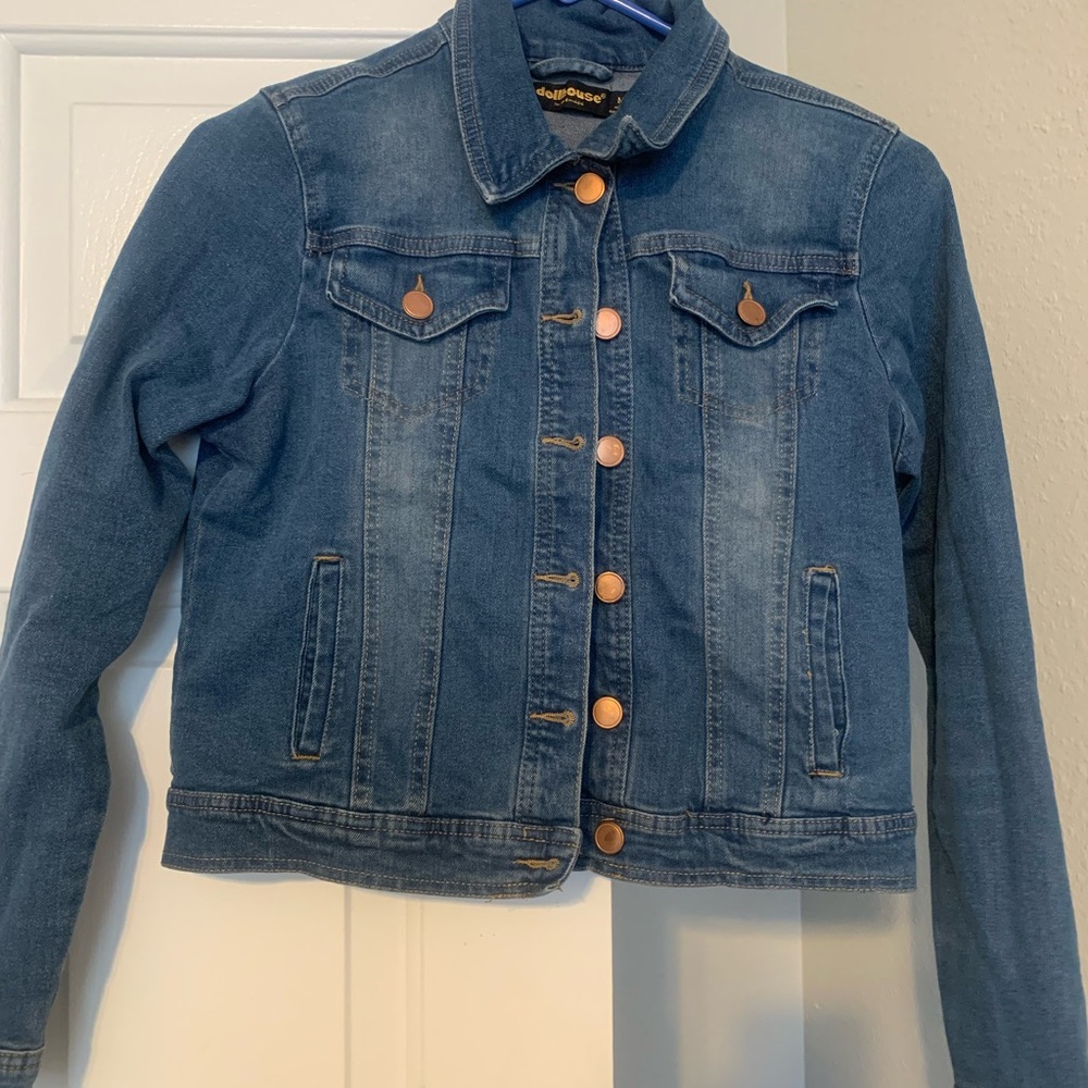 Blue Jean Jacket with Classic Styling